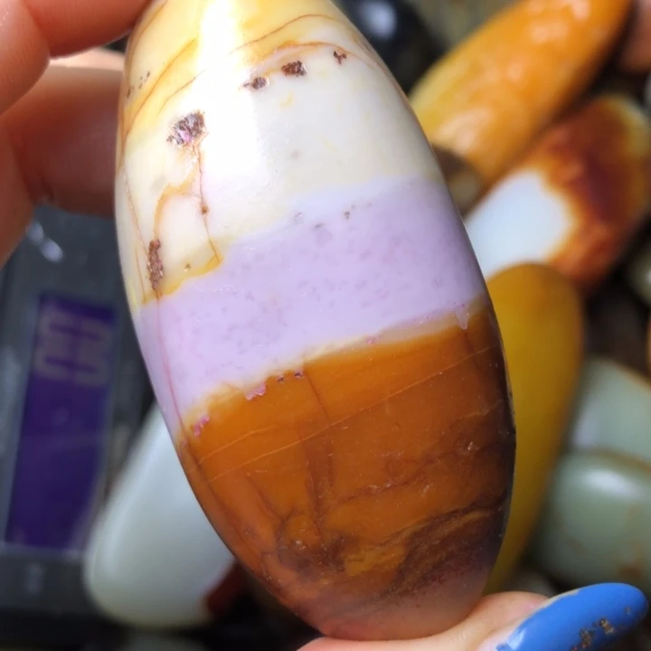 和田玉未镶嵌珠宝奇石