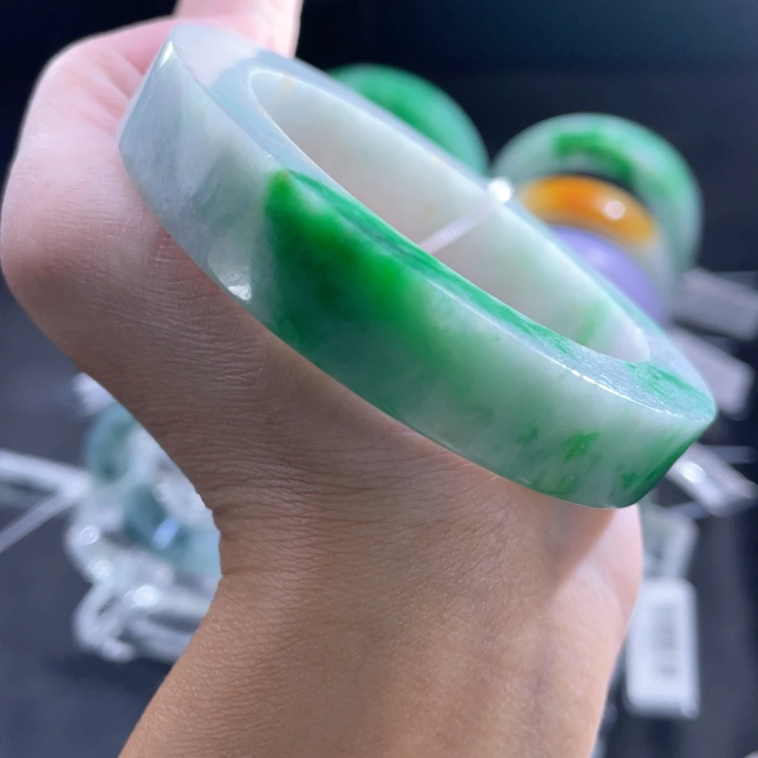 未镶嵌翡翠定制翡翠