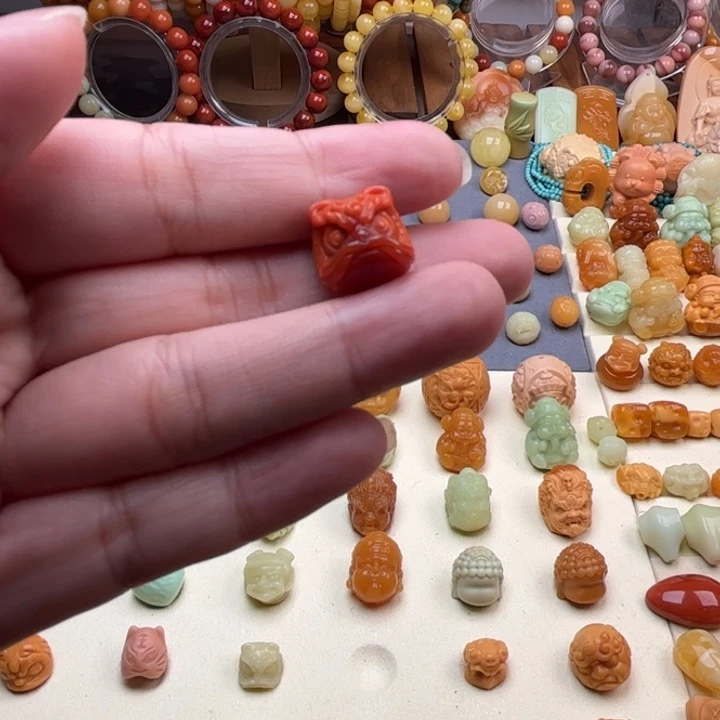 未镶嵌石英质玉（缅黄）珠宝半成品