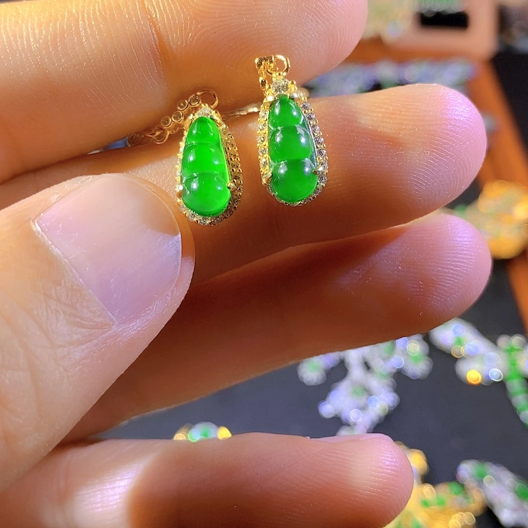 翡翠银S925镶嵌颈饰天然翡翠