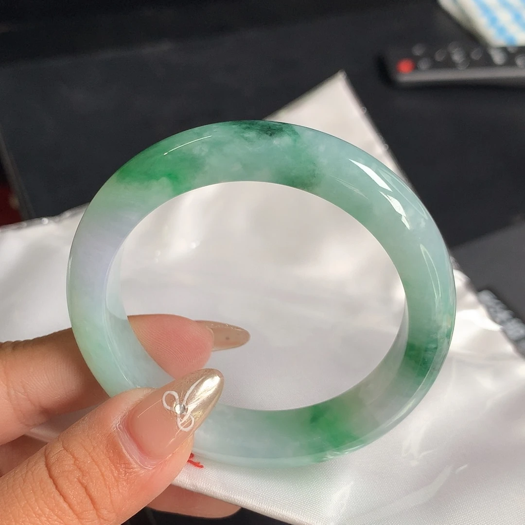 翡翠未镶嵌手镯2819