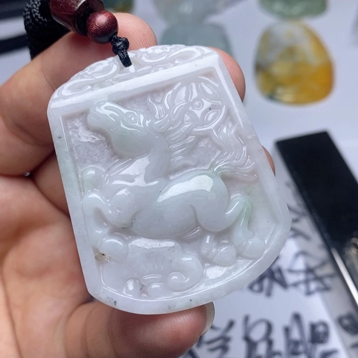 颈饰未镶嵌翡翠翡翠