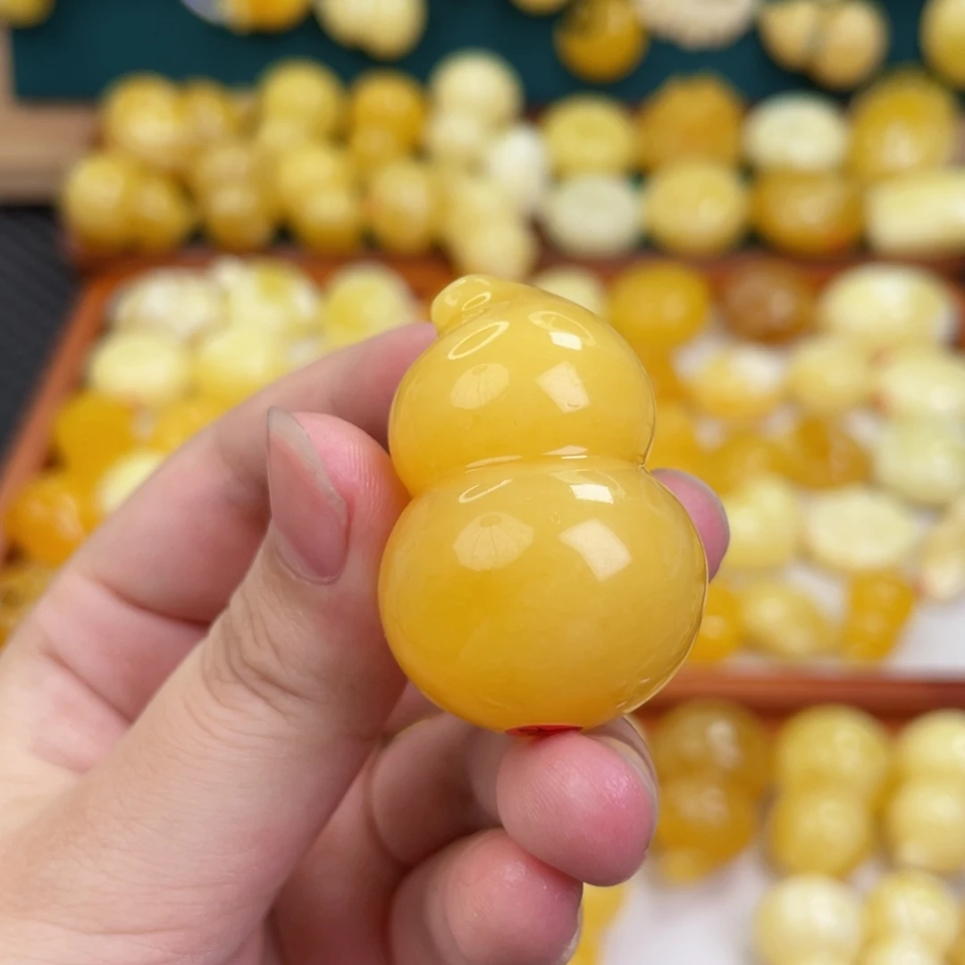 福***）蜜蜡毛衣链未镶嵌蜜蜡