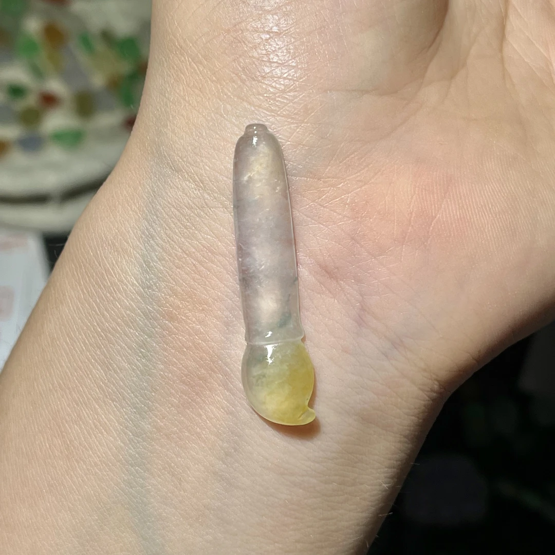 天然缅甸A货翡翠冰种黄加绿毛笔锁骨吊坠