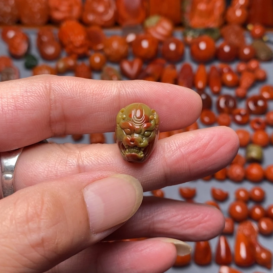 八***风南红玛瑙未镶嵌包酱背云3.65