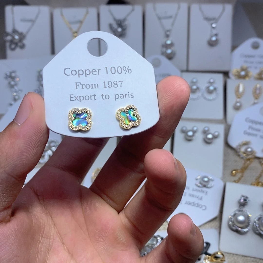 未镶嵌淡水珍珠耳饰