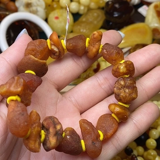未镶嵌琥珀珠宝奇石