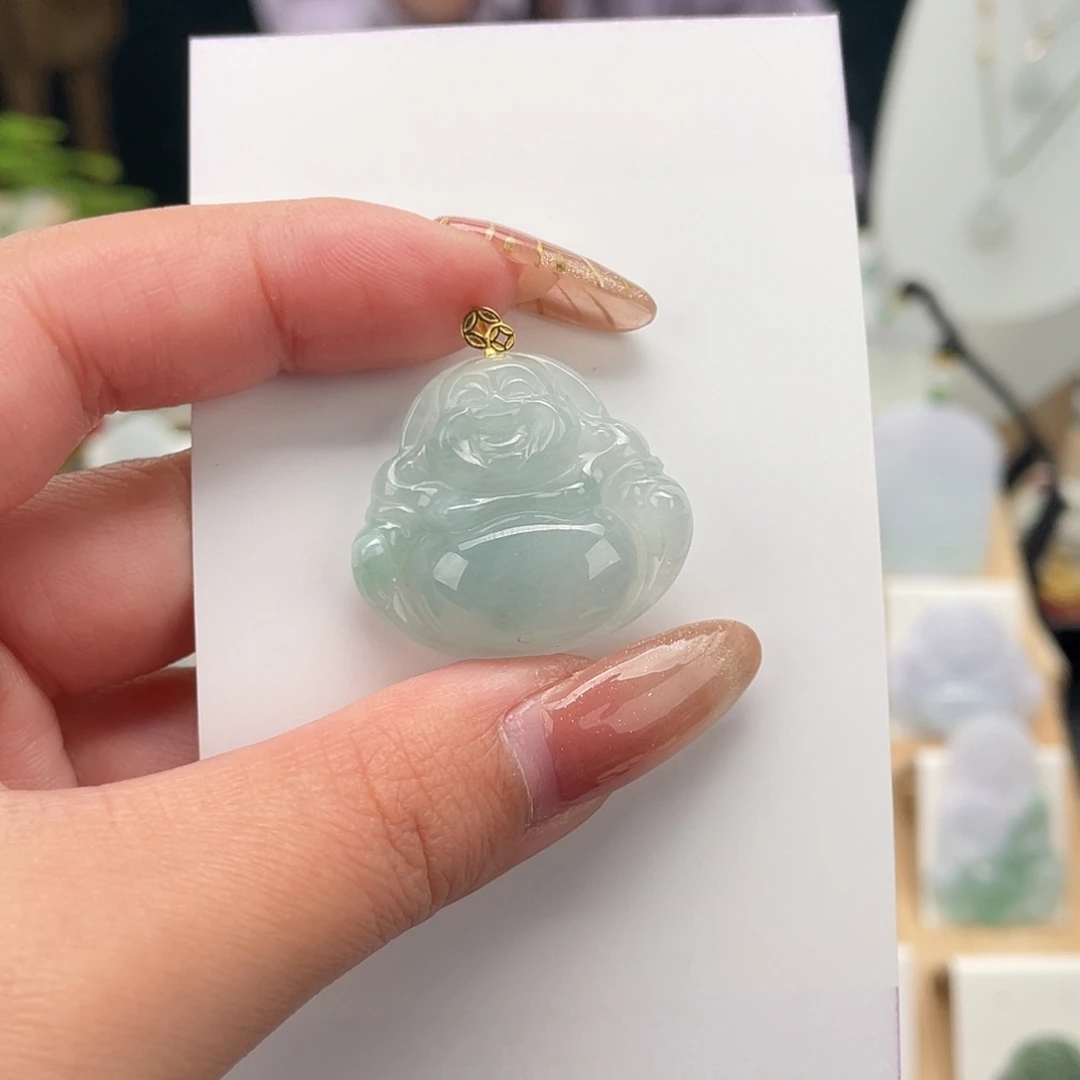 翡翠未镶嵌颈饰佛公