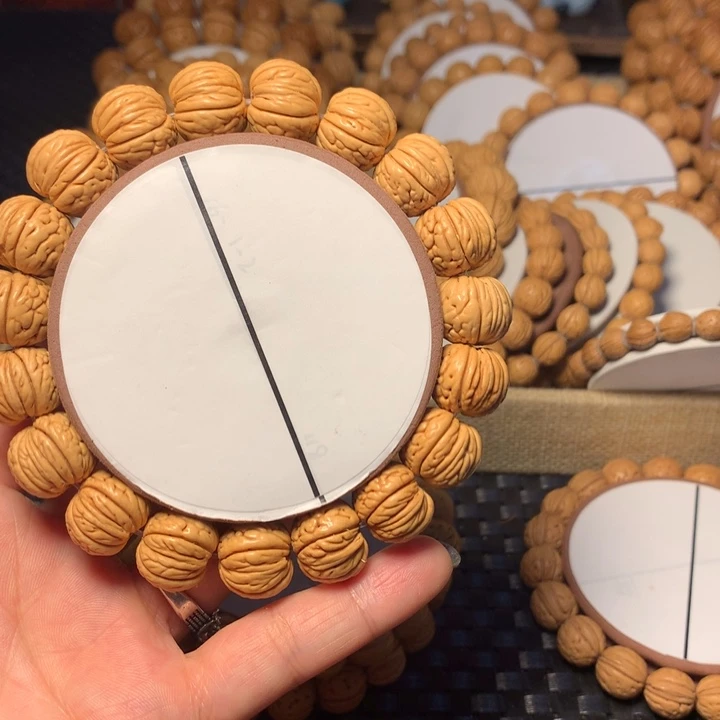 桃核手串至7号链接。。。。