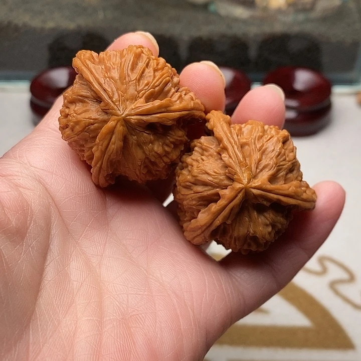 吊坠文玩核桃白奔工艺品