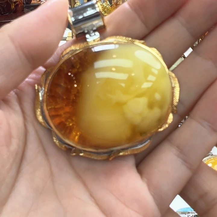 琥珀未镶嵌珠宝奇石