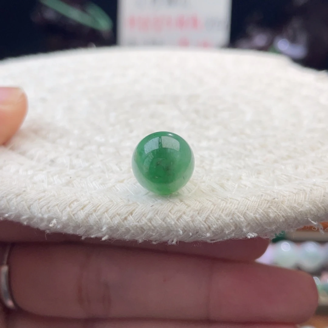 散珠翡翠特色辣阳绿圆珠卡11.2mm