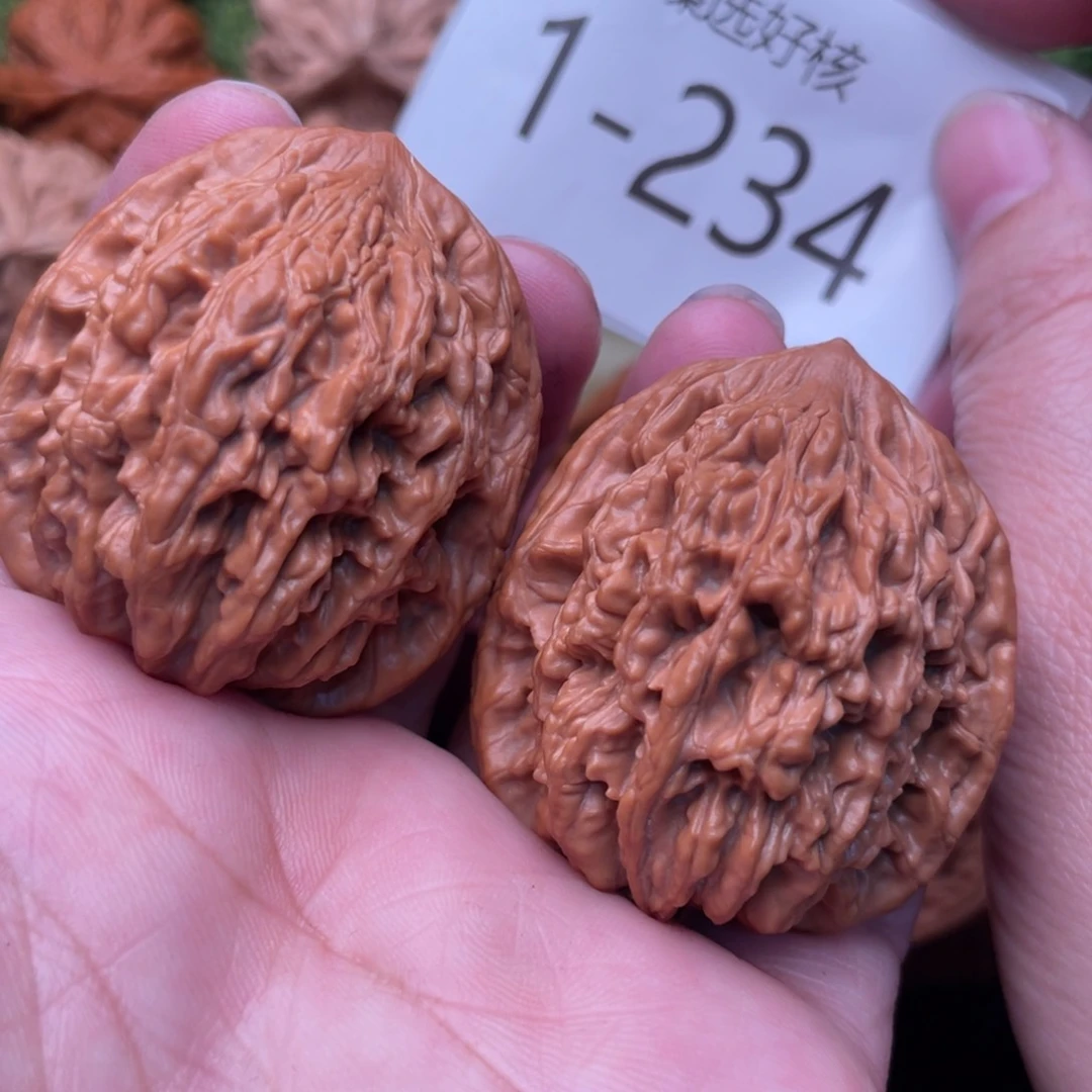 文玩核桃把件麦虎40