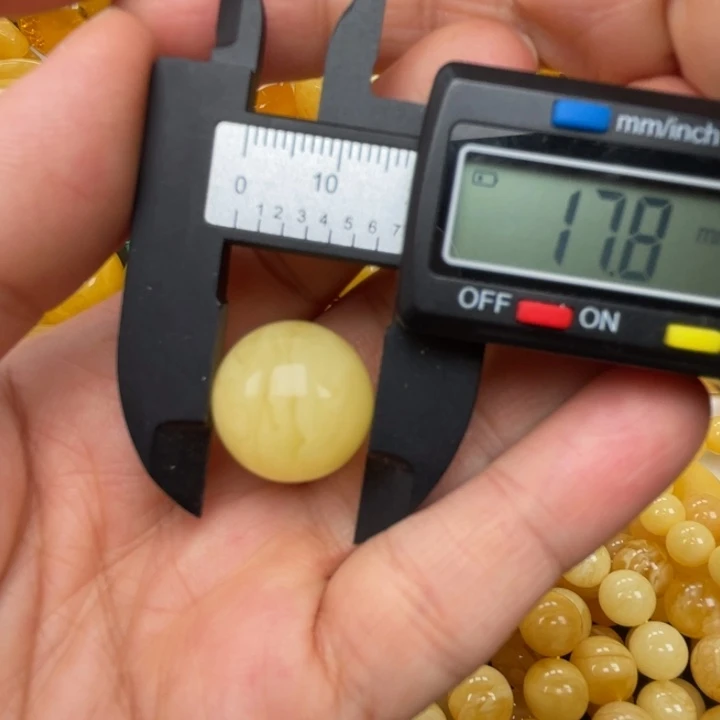 裸石蜜蜡未镶嵌蝎*蜜蜡圆珠