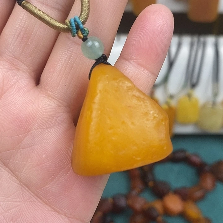 蜜蜡未镶嵌珠宝奇石吊坠