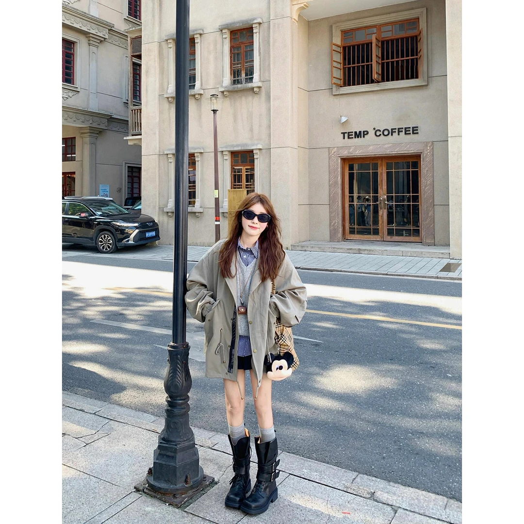 早秋巨好看短款夹克外套女春秋季2025年新款爆款独特漂亮韩系风衣