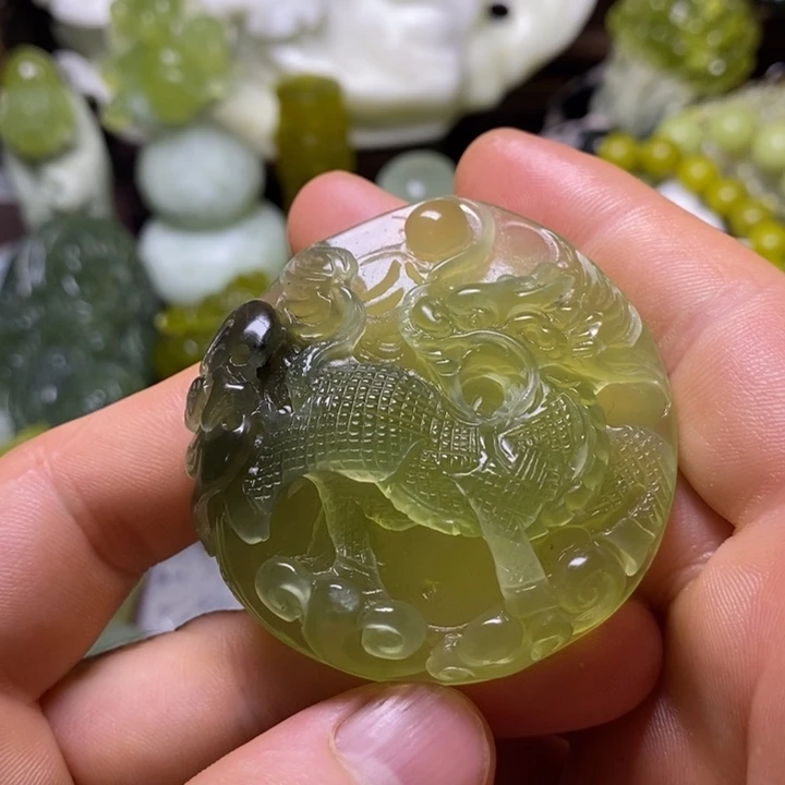 岫玉未镶嵌岫玉颈饰