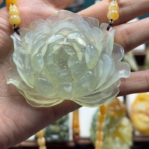 岫玉挂件未镶嵌行****时挂件