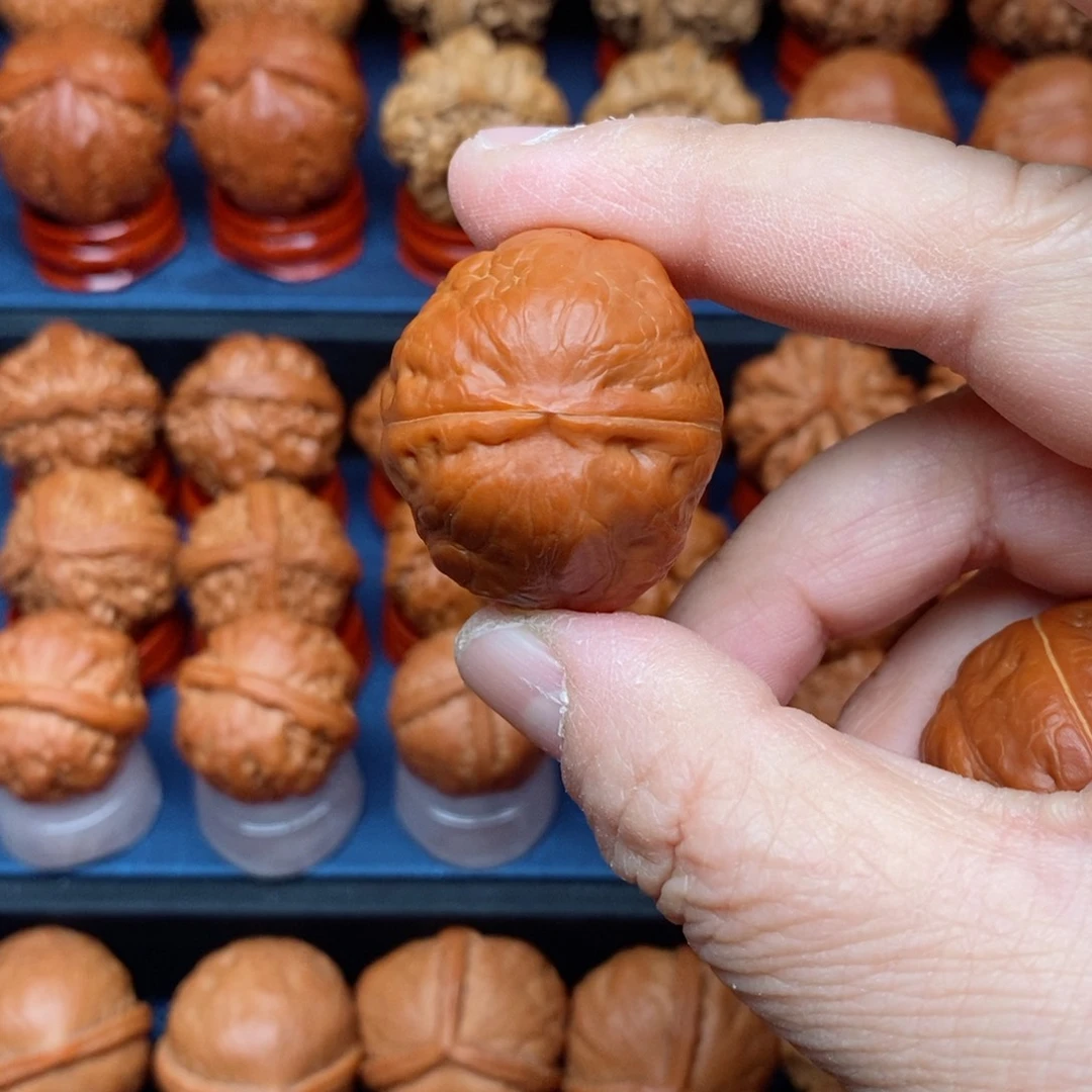 把件文玩核桃龙**～手捻