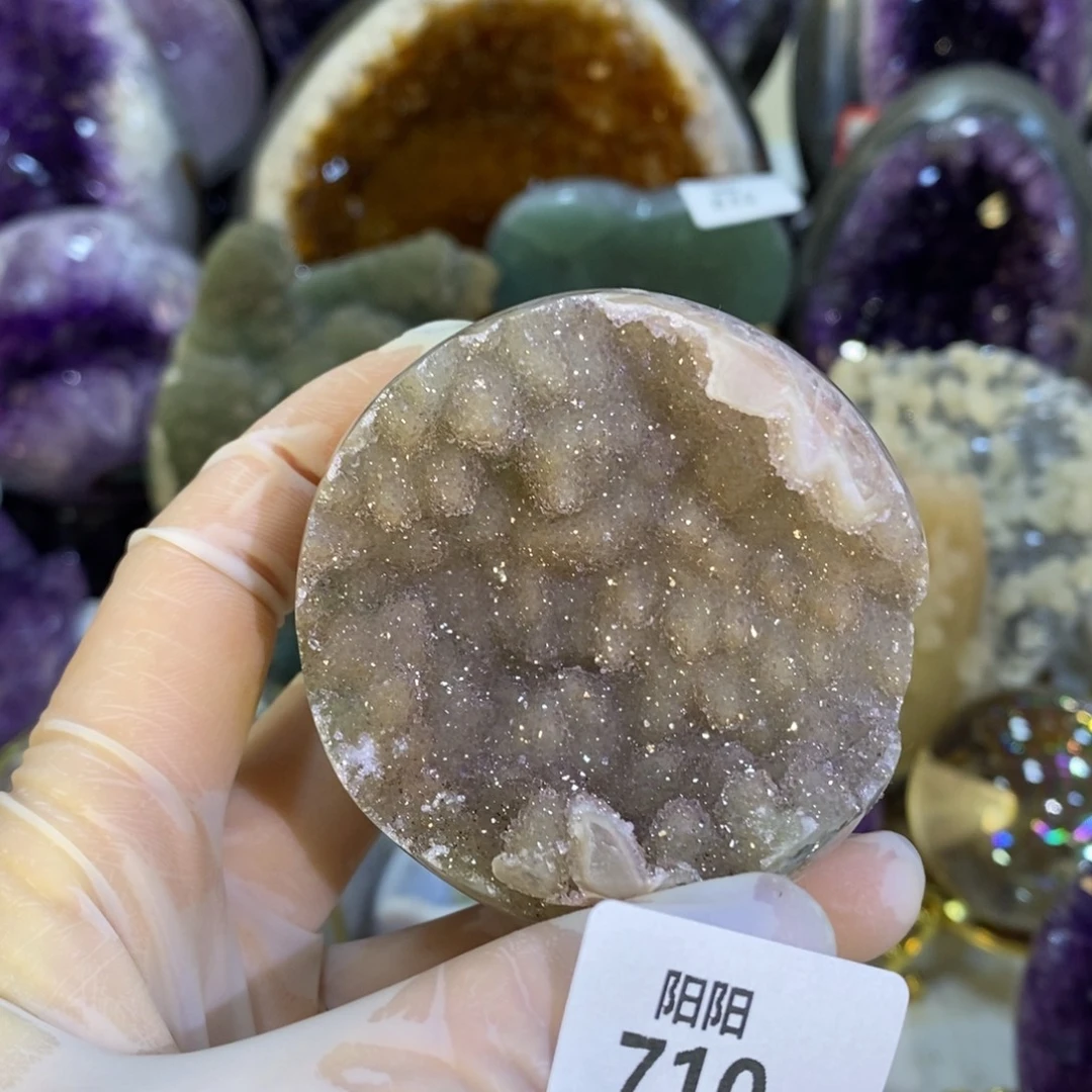 未镶嵌水晶大型摆件（非配饰）