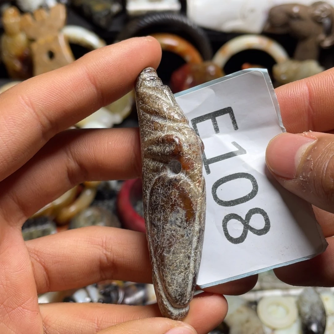 和田玉（糖玉）挂件未镶嵌