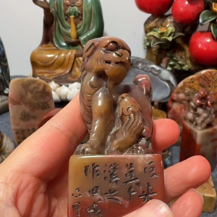 村***德石材手工艺品摆件