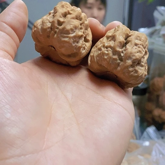 【闪购商品】把件文玩核桃39红皮蛤蟆头