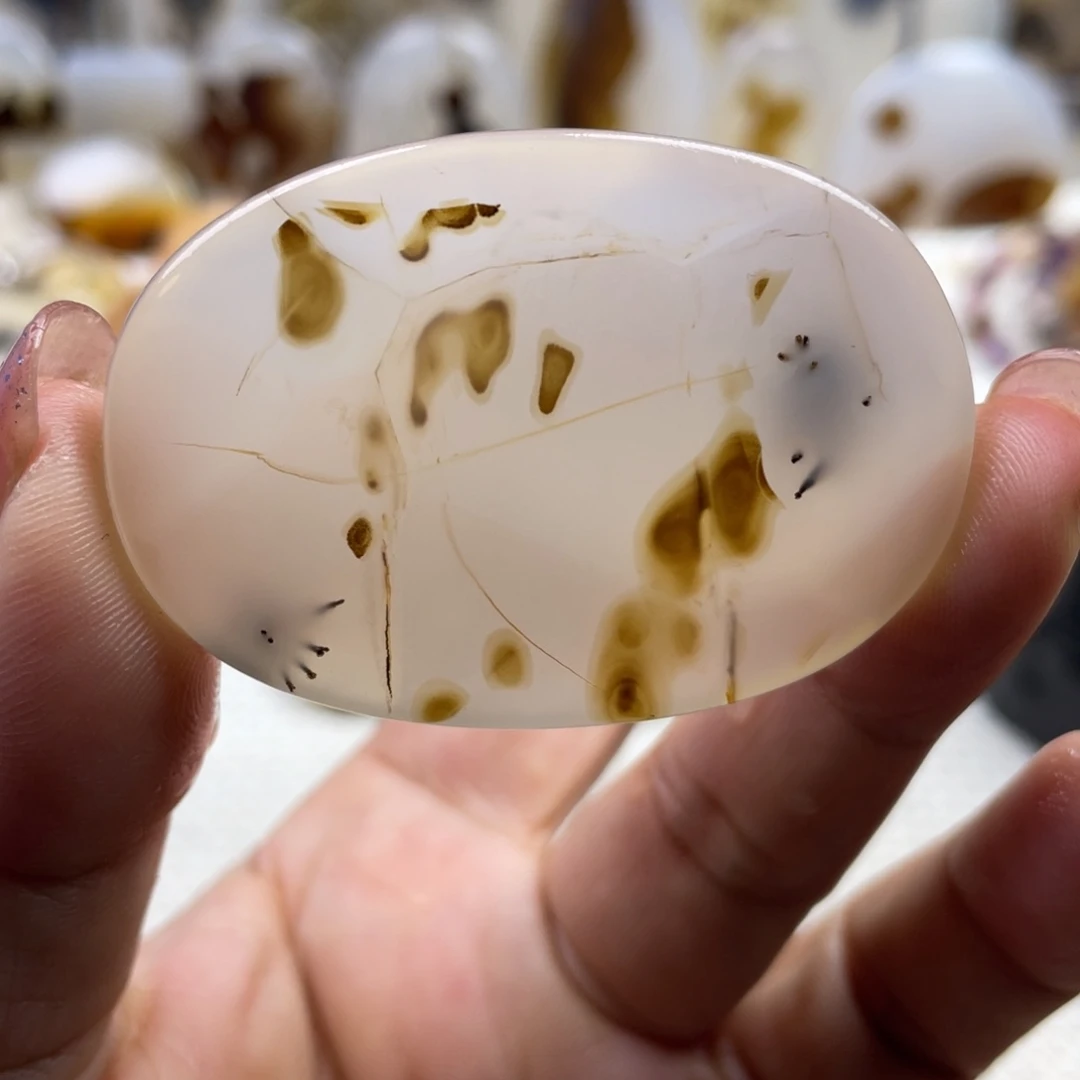 玛瑙/玉髓未镶嵌颈饰