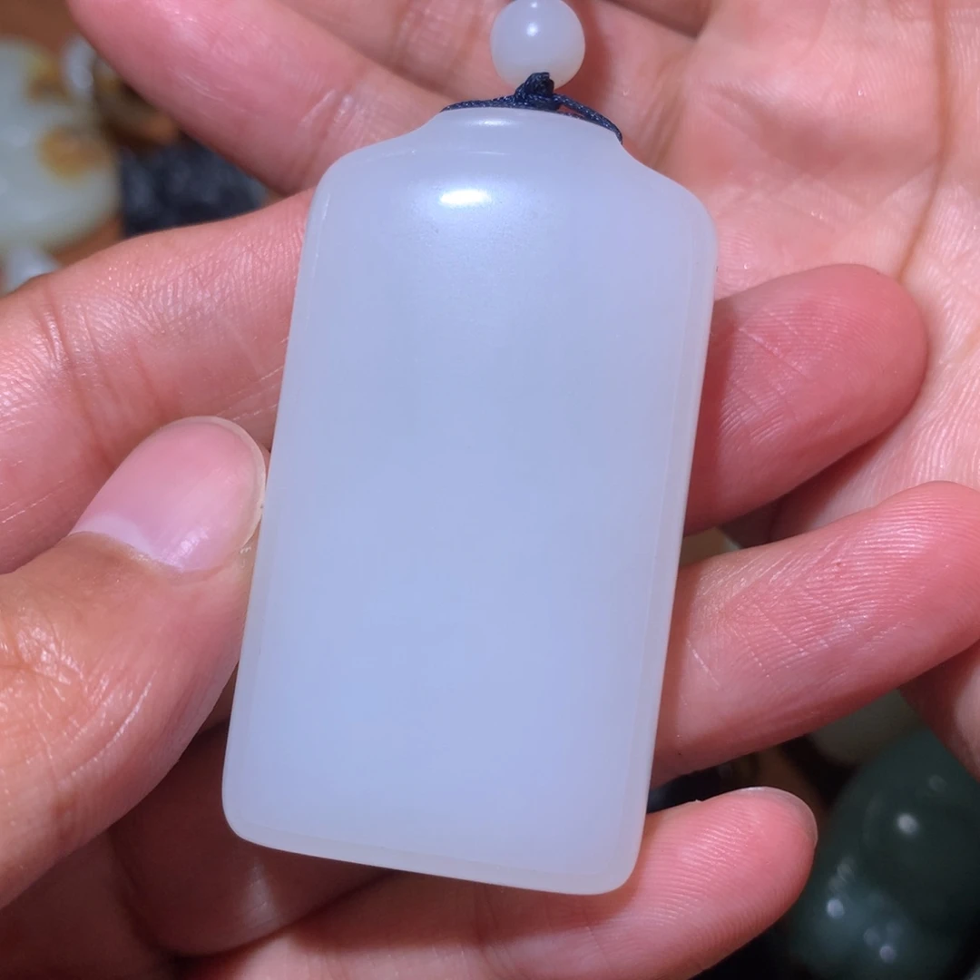 尘***尘和田玉未镶嵌挂件无事牌