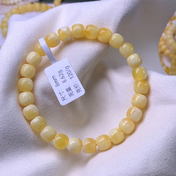 啊***伟裸石琥珀未镶嵌8毫米