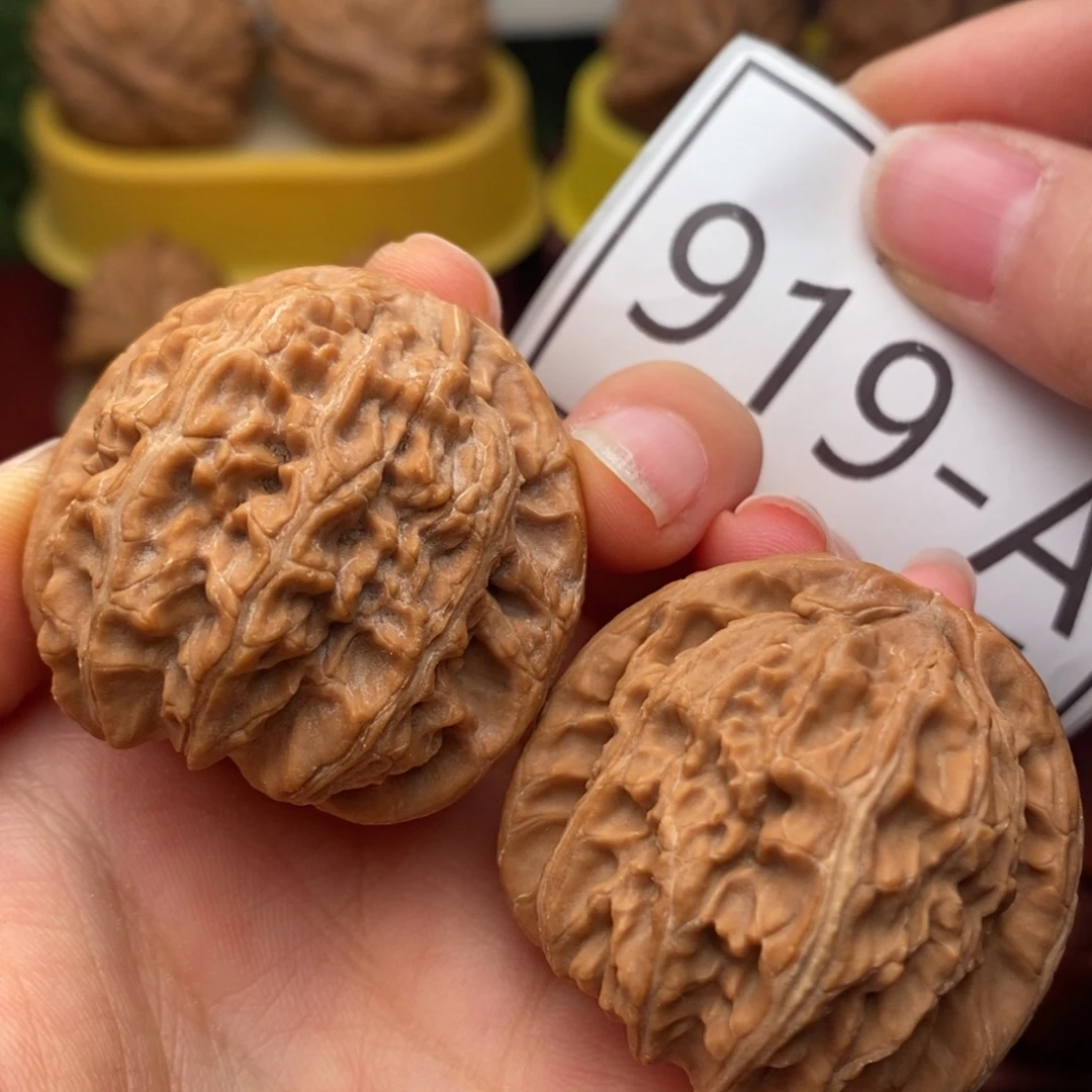 把件文玩核桃白狮子38……