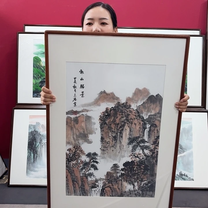 国画手绘带框作品
