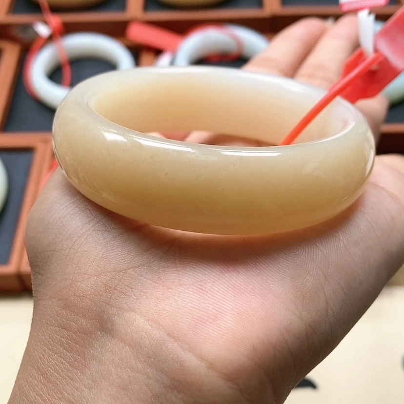【闪购商品】未镶嵌手镯和田玉57.6