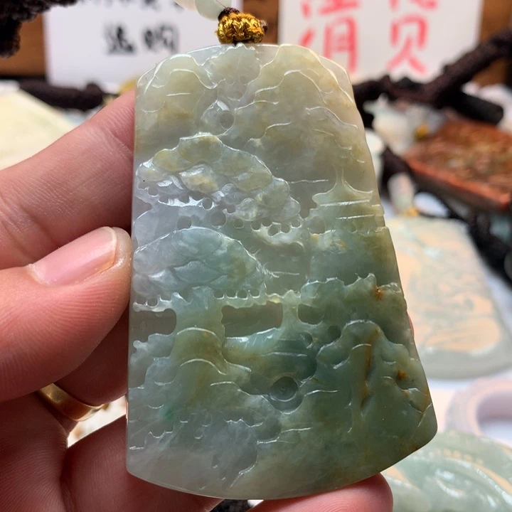 翡翠未镶嵌颈饰保真天然a货翡翠