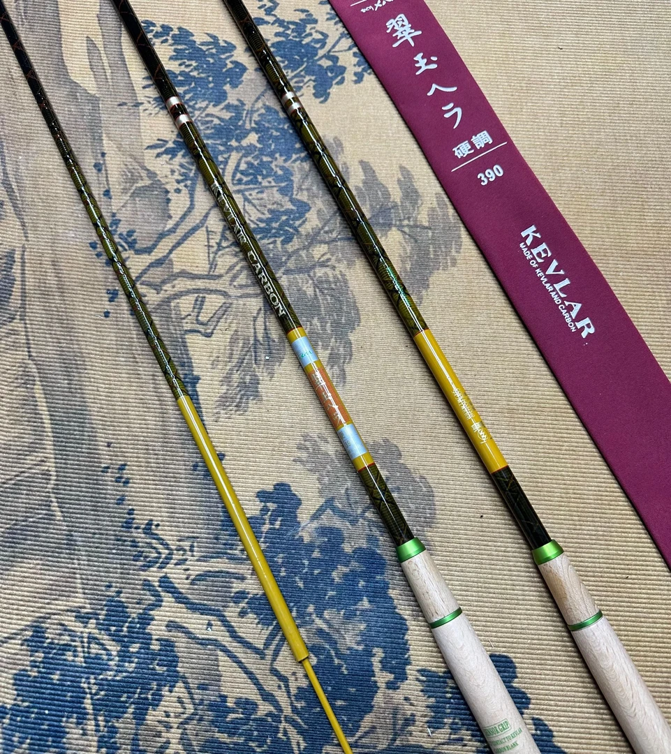 有鯉家 上新新品 翠玉 双层碳带杆身 木质舒适握把硬调鲫竿