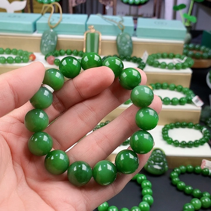 和田玉（碧玉）未镶嵌手链