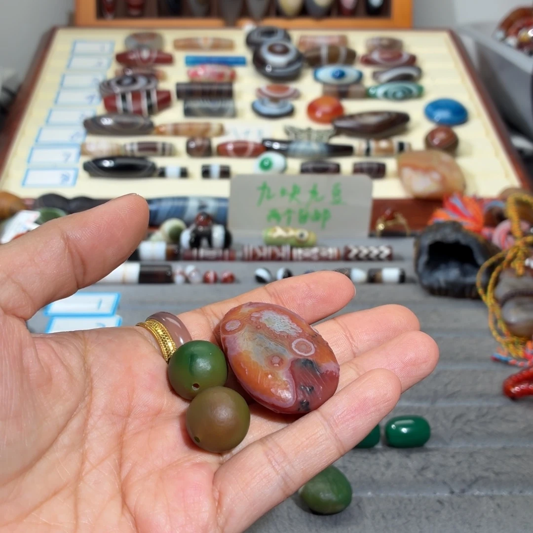 左***叶玛瑙/玉髓合金颈饰