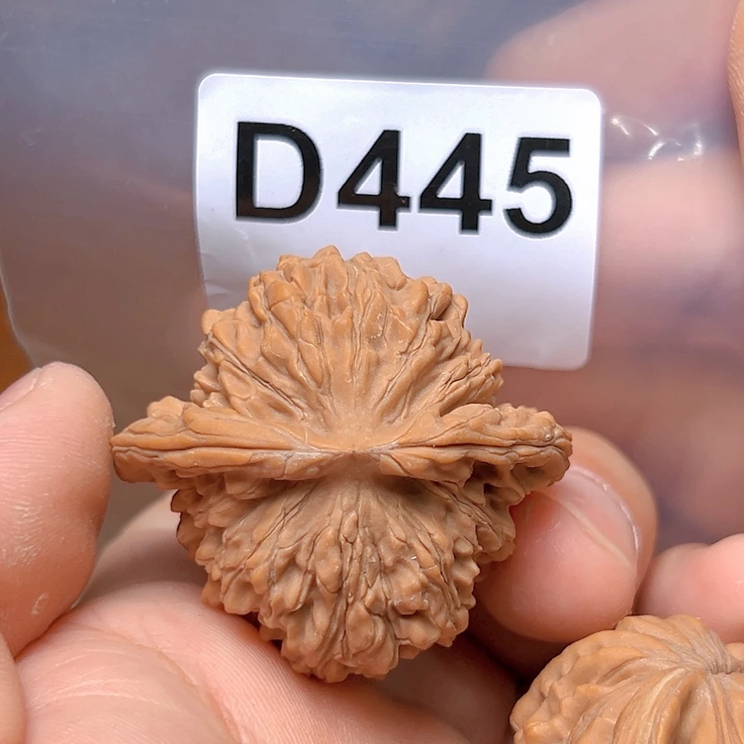 文玩核桃吊坠42免四座楼