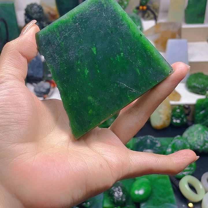 和田玉未镶嵌珠宝半成品