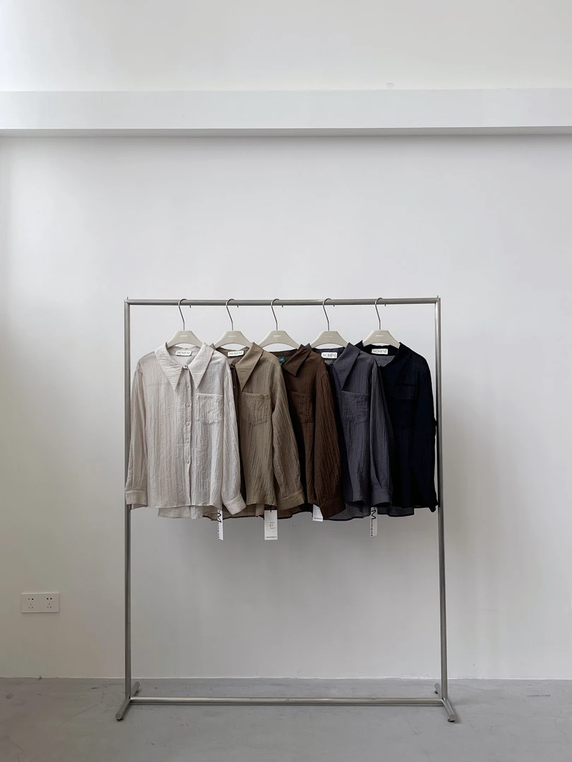 【2025早春款】韩系慵懒感翻领衬衫外套 6C016