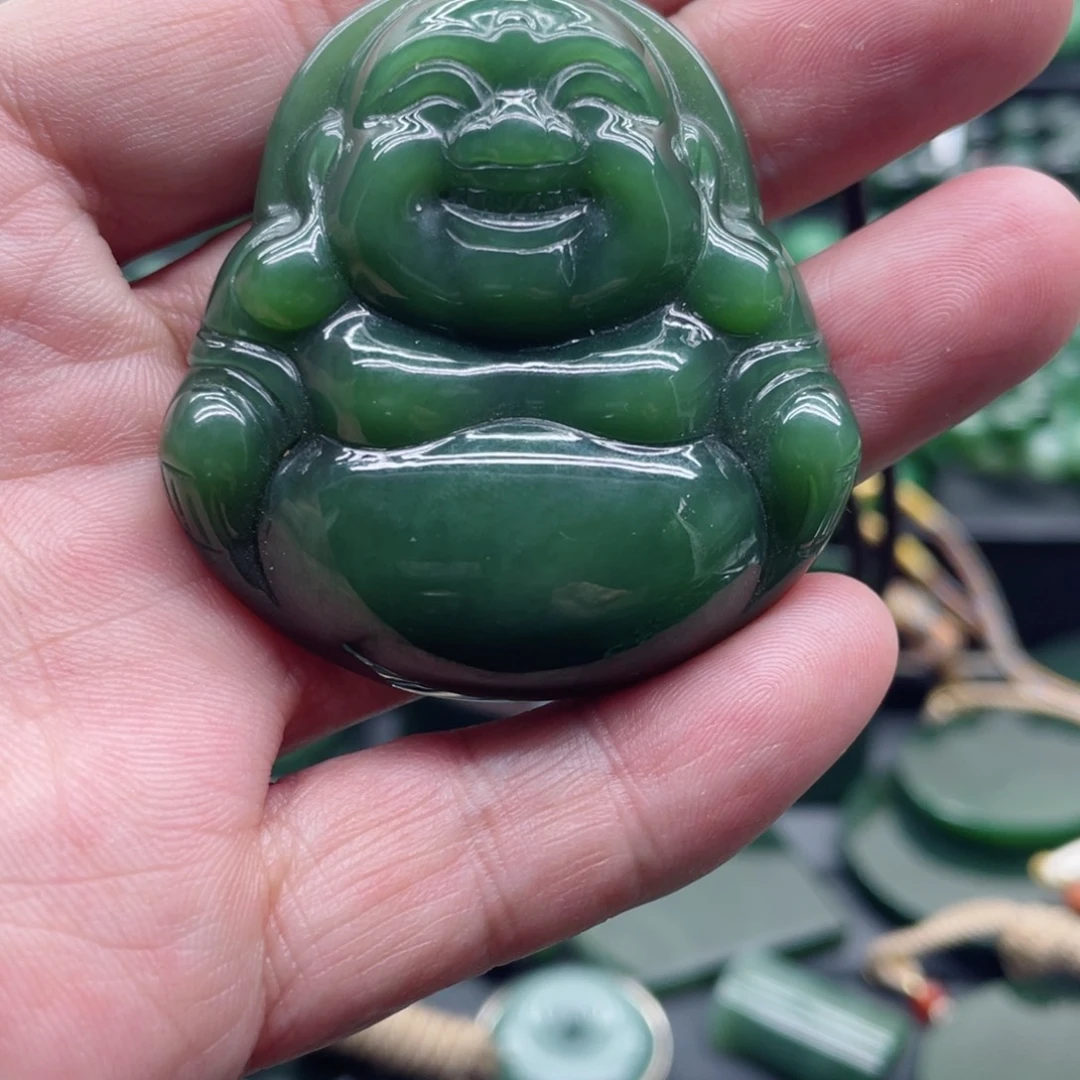 牧***人和田玉（碧玉）未镶嵌颈饰