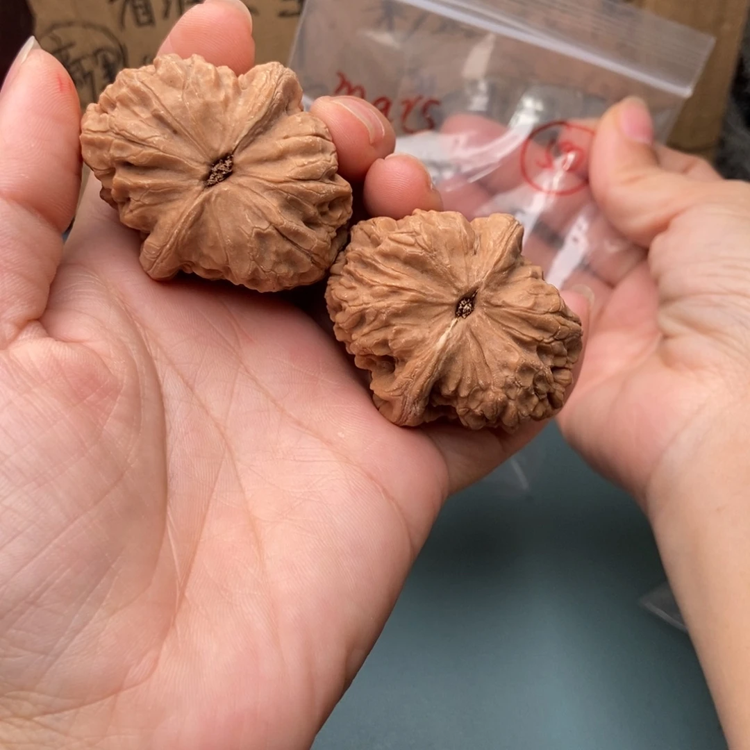 一***࿐文玩核桃吊坠驴打滚51