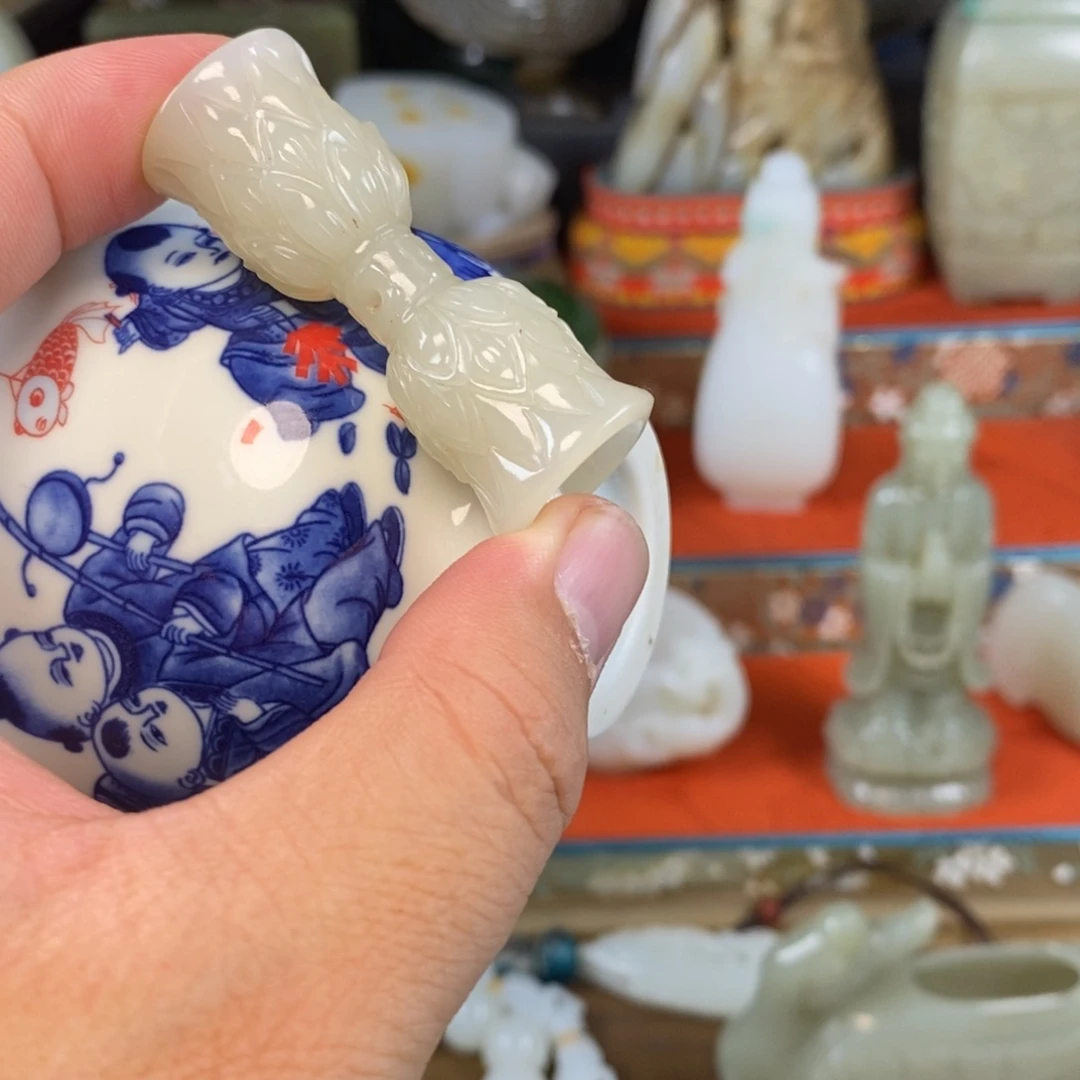 崔***鱼摆件青花莲花铃铛挂件