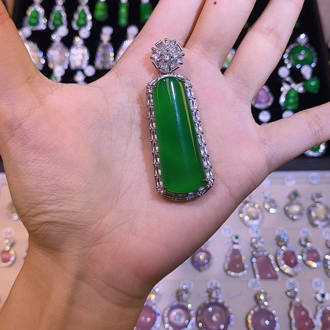 玛瑙/玉髓颈饰合金