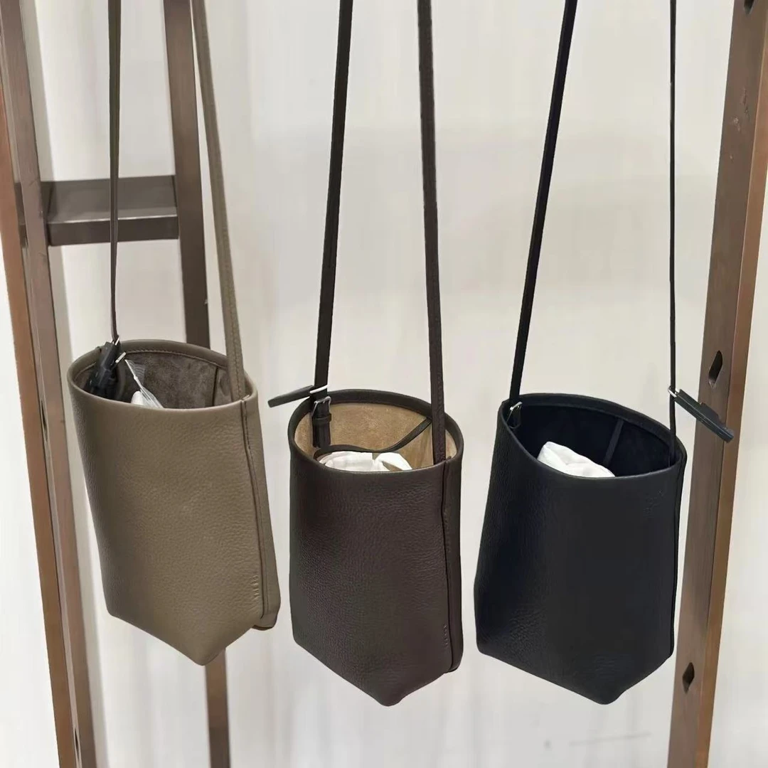 【TR-N/S Park】进口原厂皮 头层牛皮 内外牛皮 单肩腋下斜挎手机包