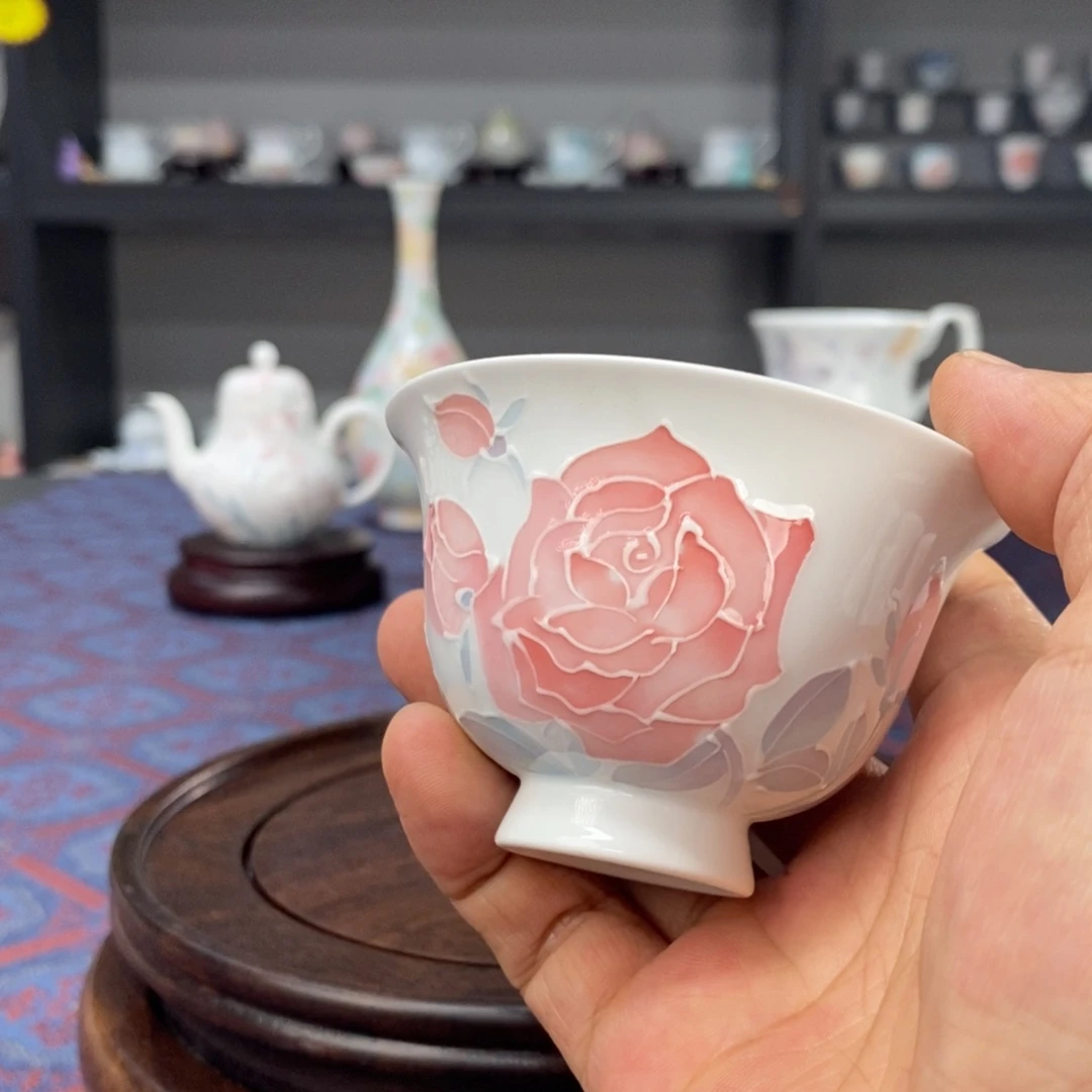 玫瑰花品茗杯手绘釉下高温