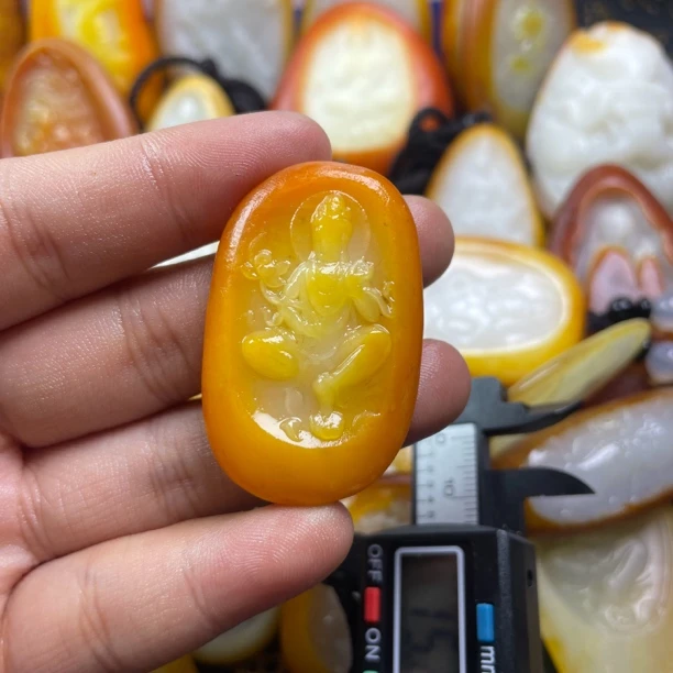 和田玉观音（福利观音）