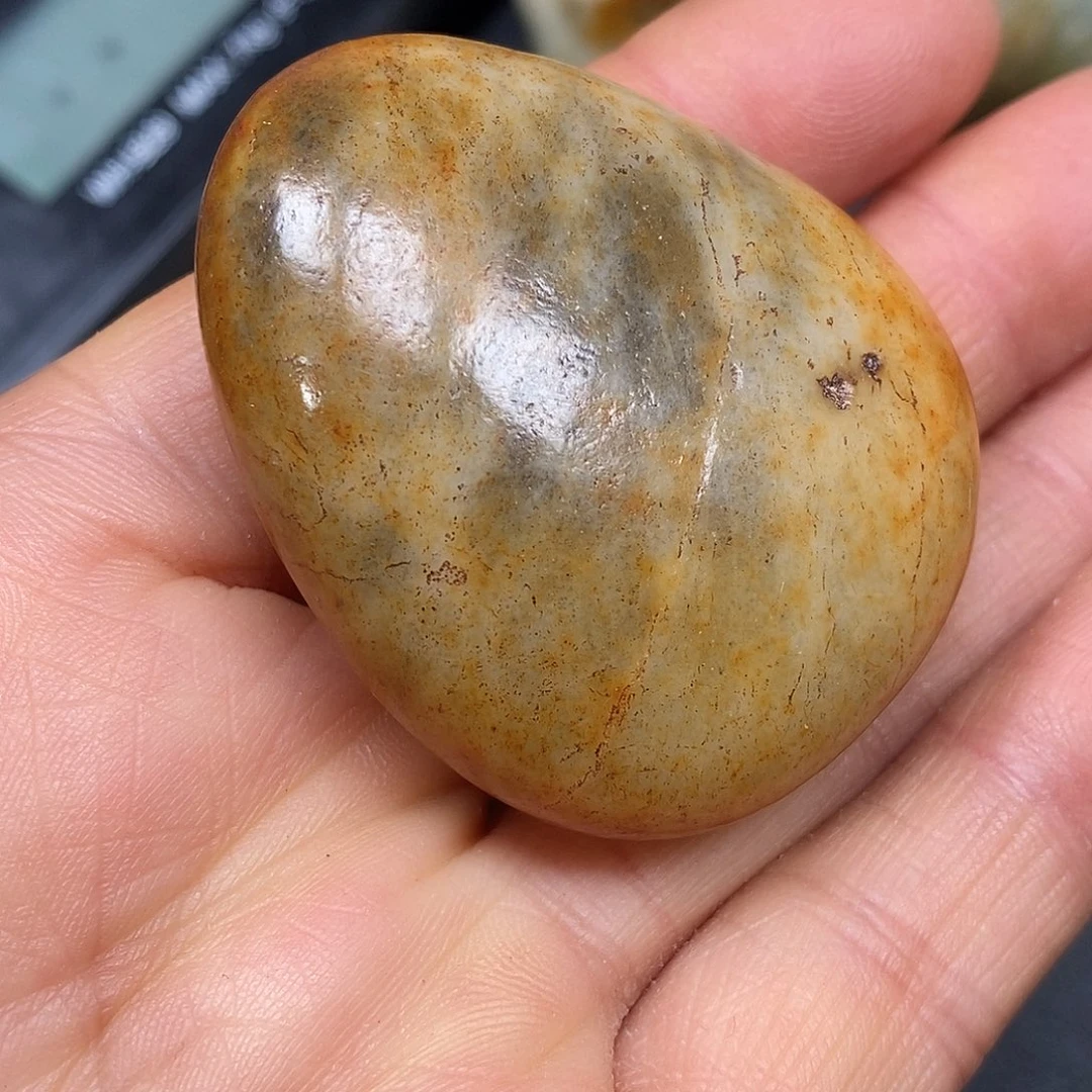 和田玉未镶嵌珠宝奇石