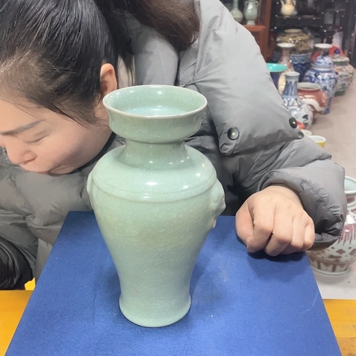 摆件瓷器活在自己身上