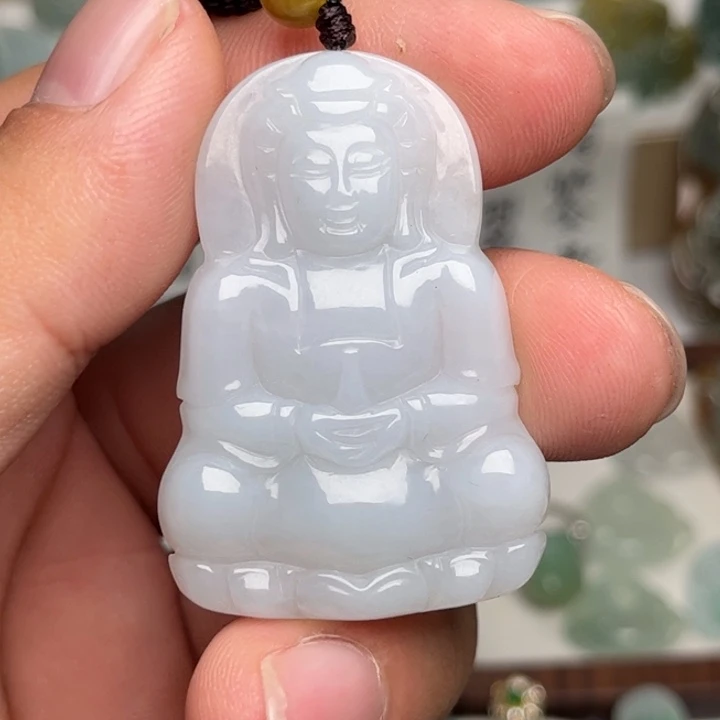 颈饰未镶嵌翡翠观音